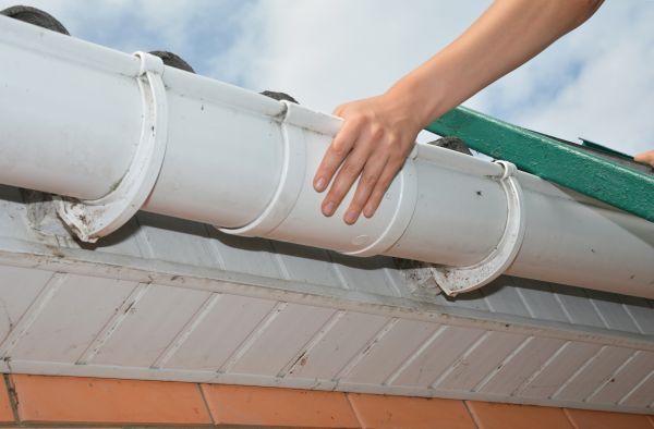 Cost of Barn Gutter Installation in Athens