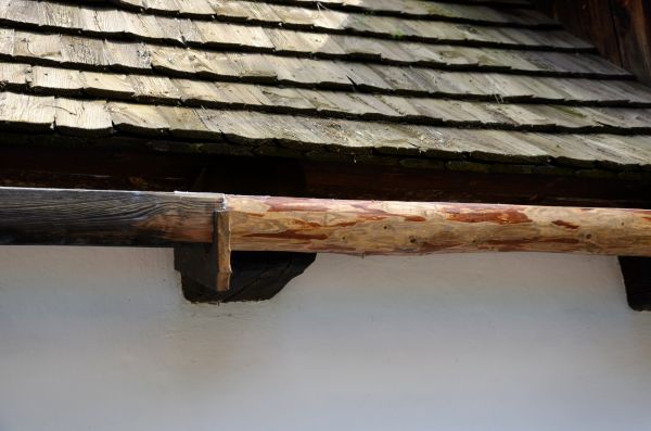 Cost of Wood Gutters Installation in Athens